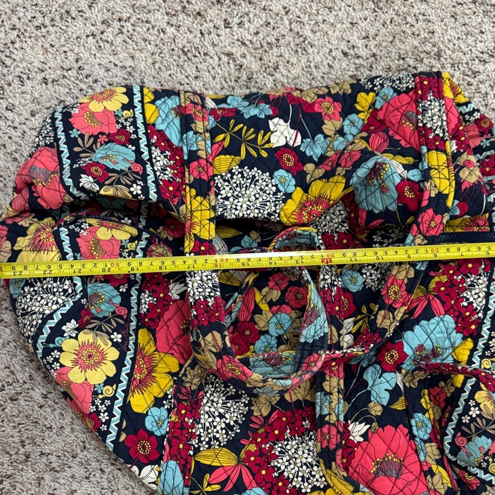 Vera Bradley weekender bag - Picture 2 of 3